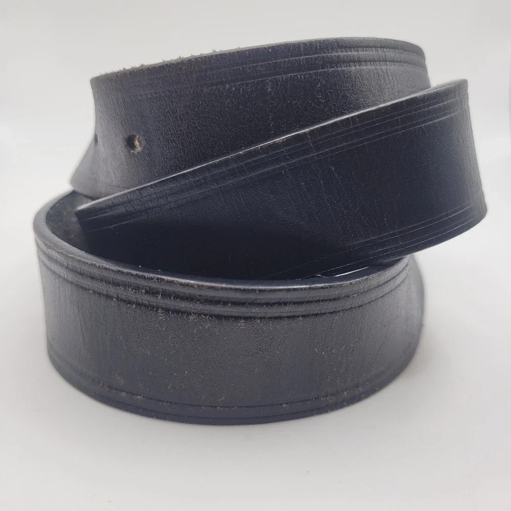 Banana Republic Belt Men Medium Black Leather Distressed Casual Everyday Basic
